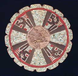 Teotezcacuitiapili, boucle de ceinture portée par les dignitaires représentant les quatre serpents de feu, d